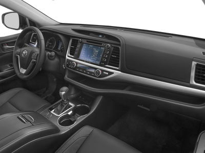2017 Toyota Highlander SE