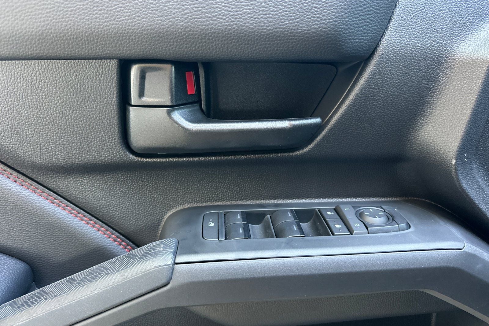 2026 Toyota Tacoma i-FORCE MAX TRD Pro