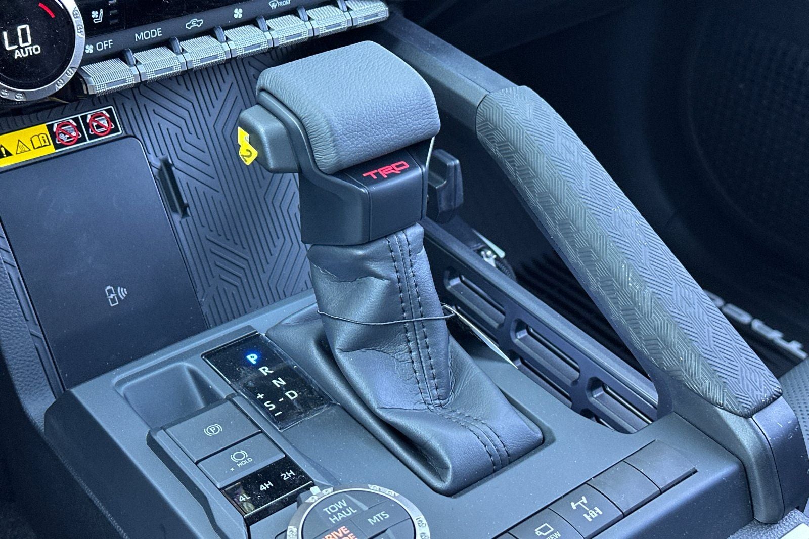 2026 Toyota Tacoma i-FORCE MAX TRD Off-Road i-FORCE MAX