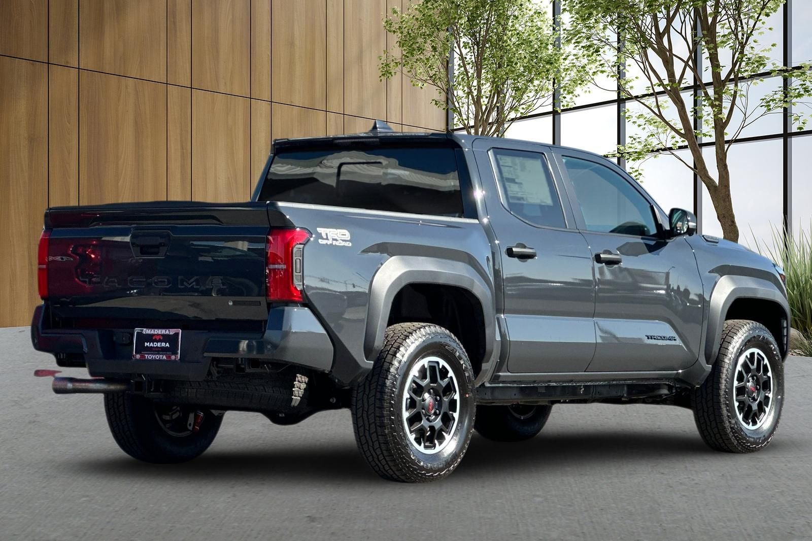 2026 Toyota Tacoma i-FORCE MAX TRD Off-Road i-FORCE MAX