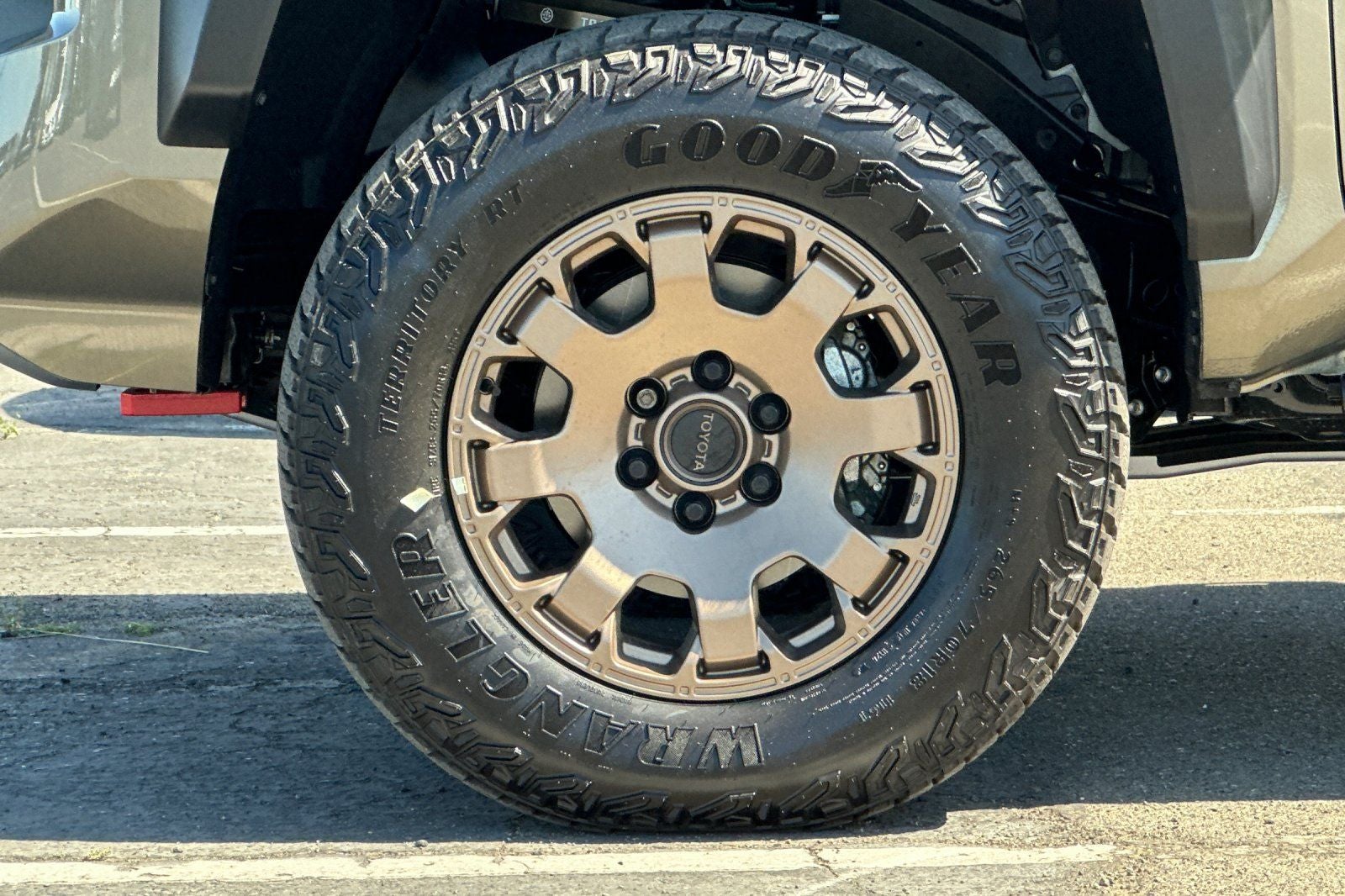 2026 Toyota Tacoma i-FORCE MAX Trailhunter