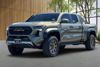 2026 Toyota Tacoma i-FORCE MAX Trailhunter
