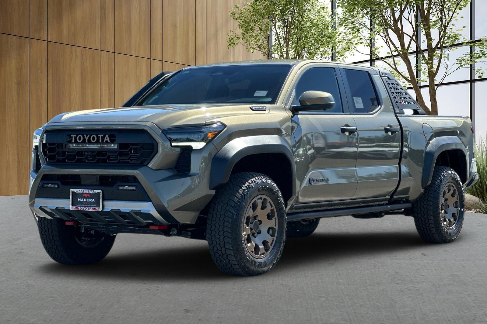 2026 Toyota Tacoma i-FORCE MAX Trailhunter