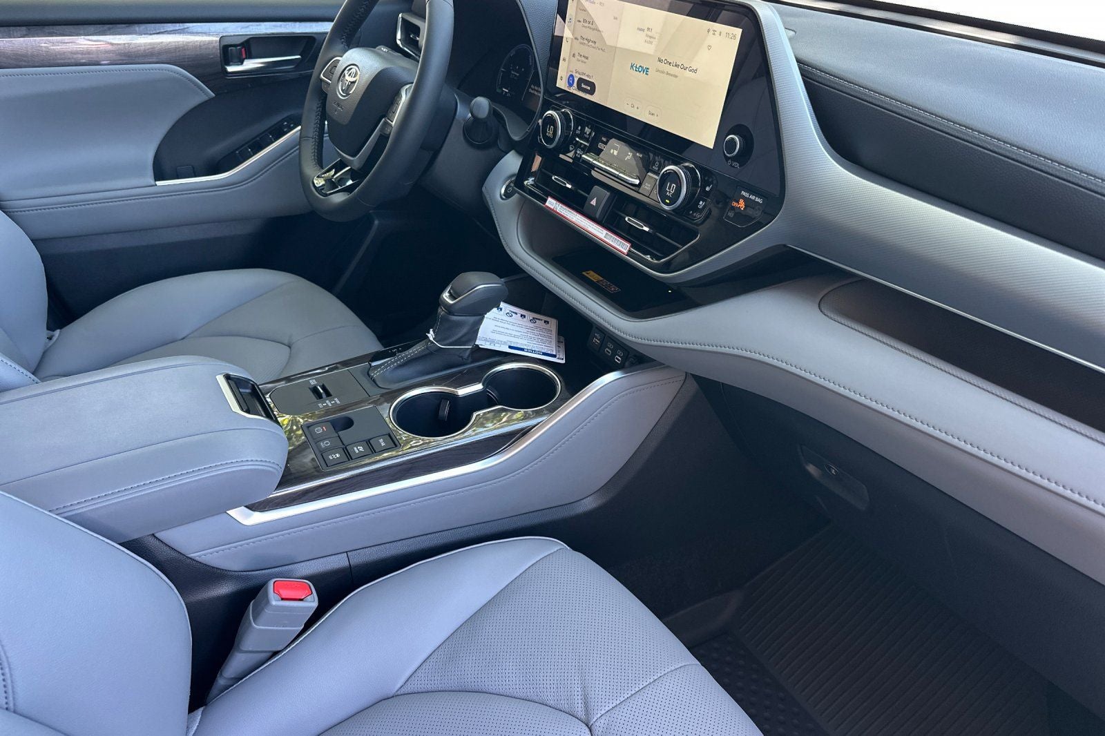 2026 Toyota Highlander Hybrid Hybrid Platinum