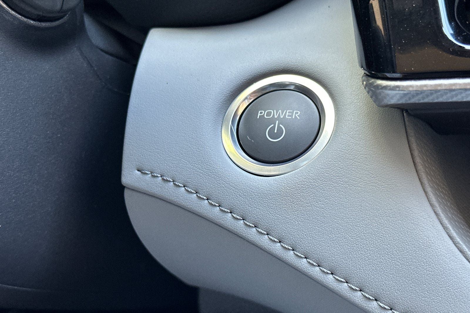 2026 Toyota Highlander Hybrid Hybrid Platinum