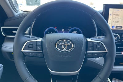 2026 Toyota Highlander Hybrid Hybrid Platinum