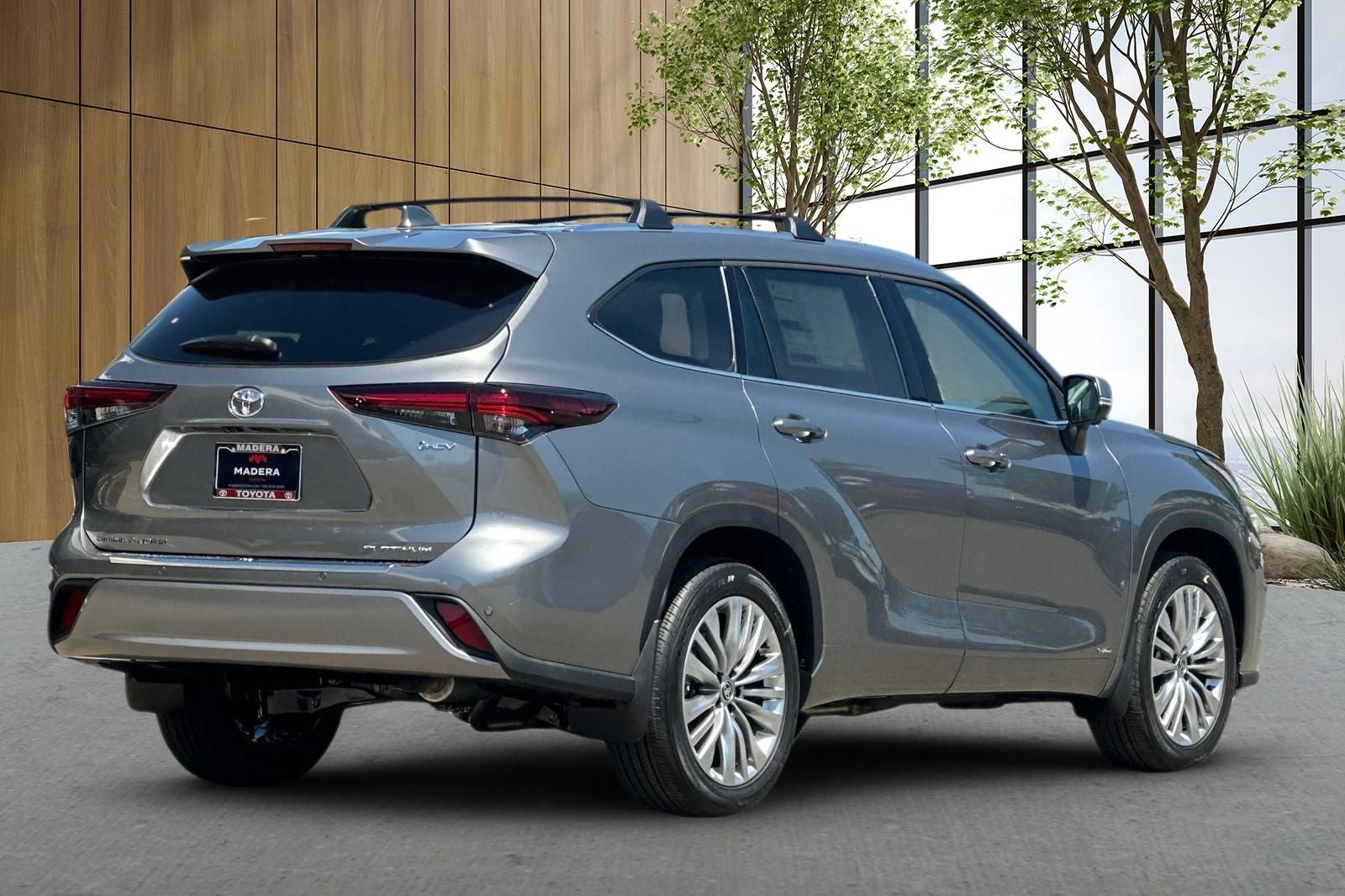 2026 Toyota Highlander Hybrid Hybrid Platinum