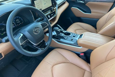 2026 Toyota Highlander Hybrid Hybrid Platinum