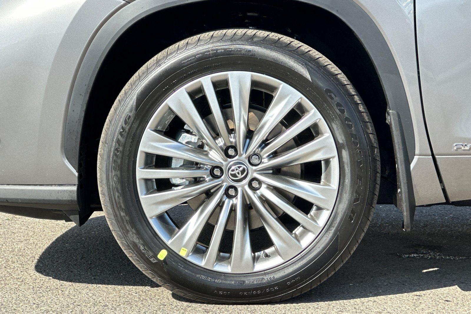 2026 Toyota Highlander Hybrid Hybrid Platinum