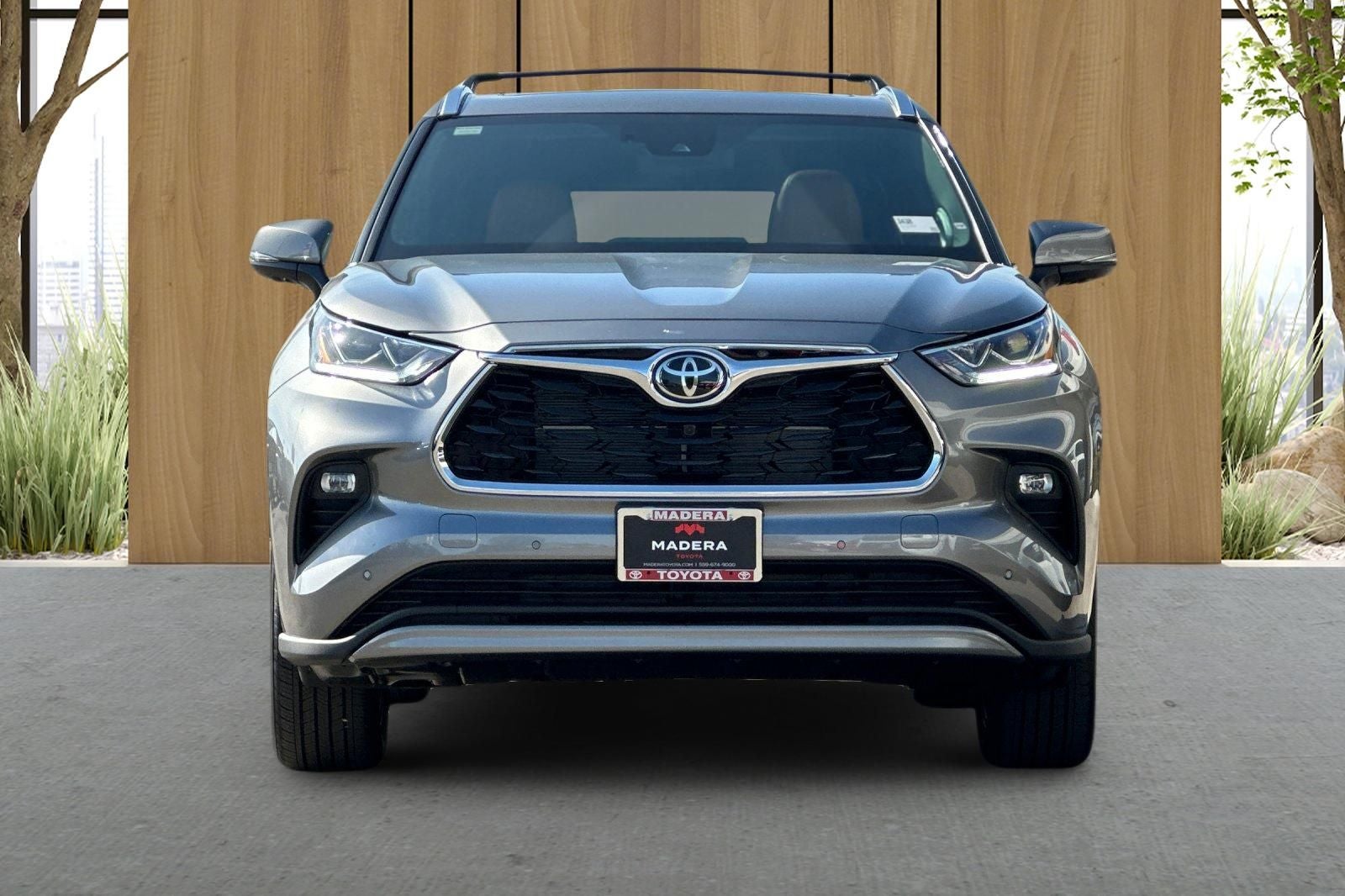 2026 Toyota Highlander Hybrid Hybrid Platinum