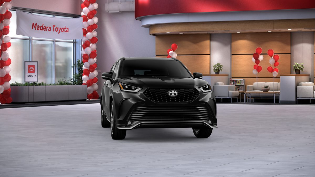2026 Toyota Highlander XSE