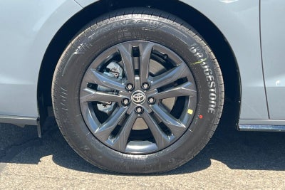 2026 Toyota Sienna XSE 7 Passenger