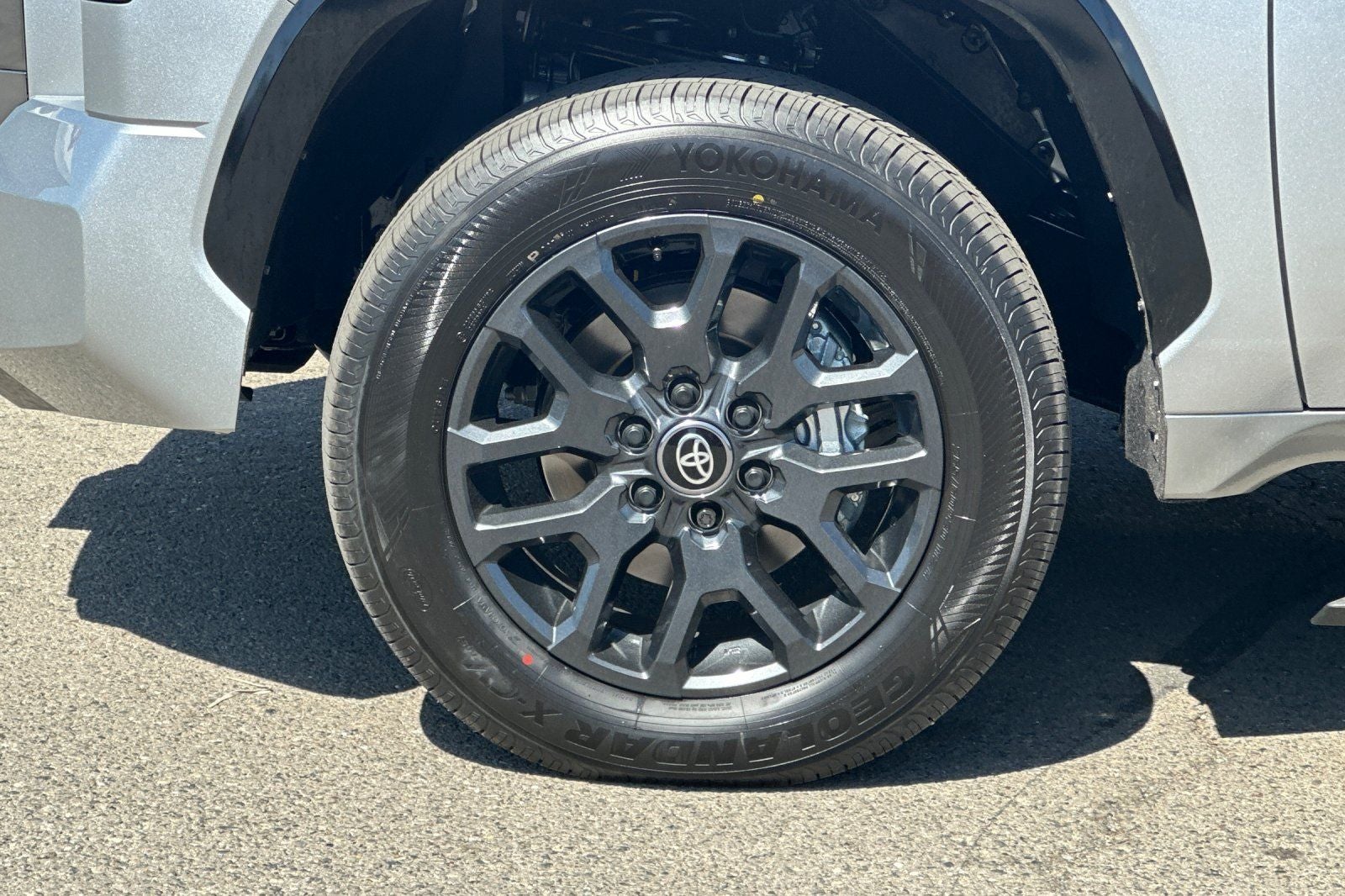 2026 Toyota Tundra i-FORCE MAX Platinum i-FORCE MAX
