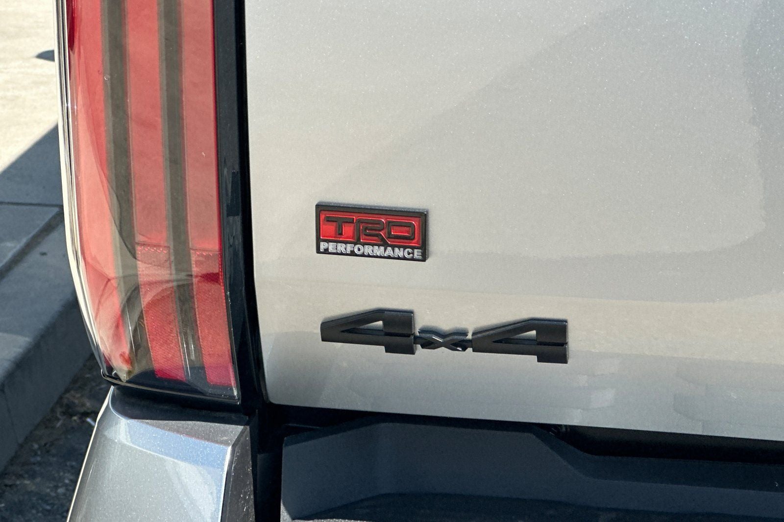 2026 Toyota Tundra i-FORCE MAX Platinum i-FORCE MAX