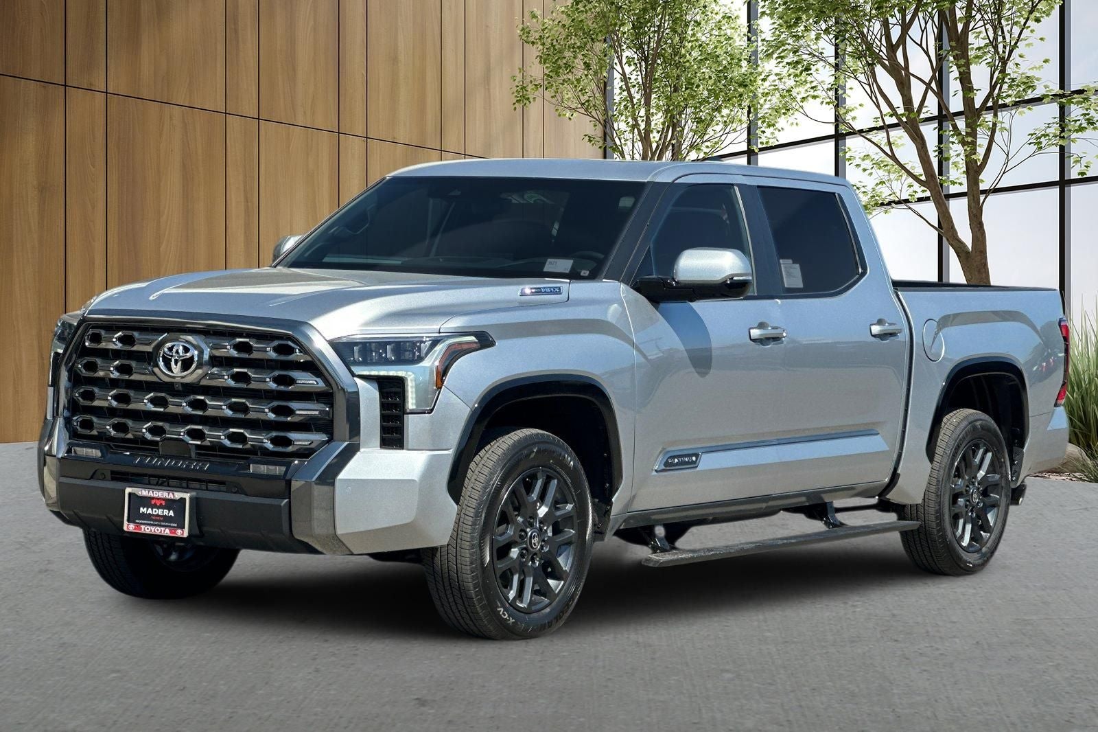 2026 Toyota Tundra i-FORCE MAX Platinum i-FORCE MAX