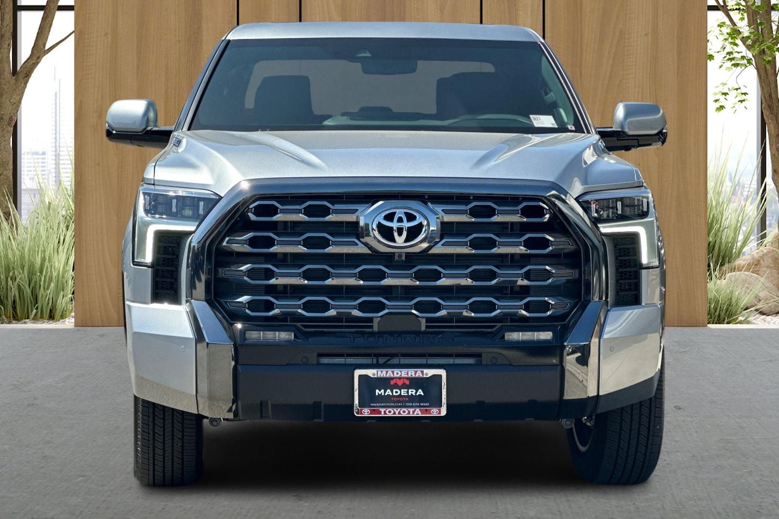 2026 Toyota Tundra i-FORCE MAX Platinum i-FORCE MAX