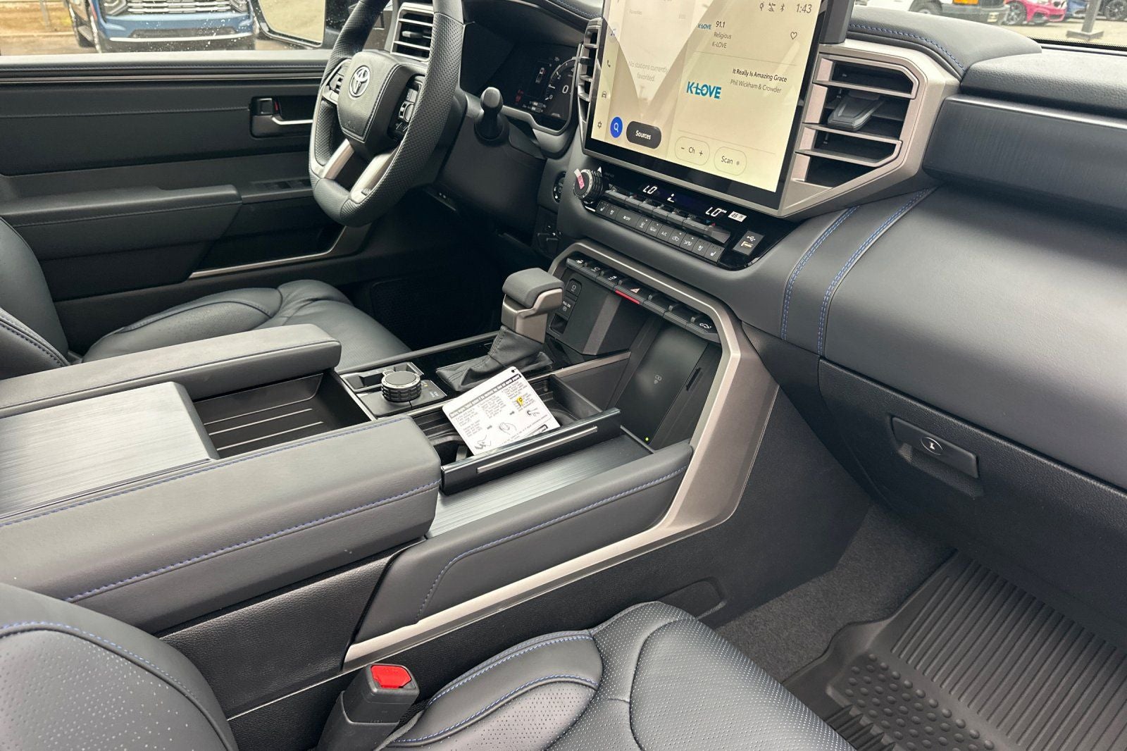 2026 Toyota Tundra i-FORCE MAX Platinum i-FORCE MAX