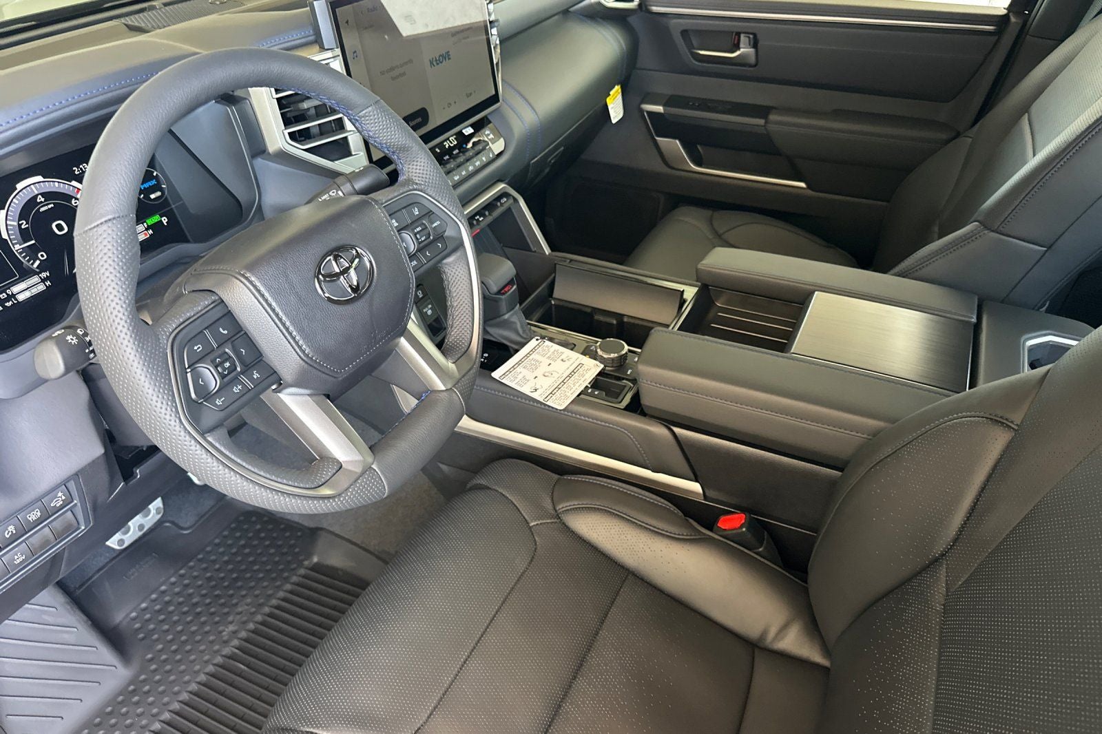 2026 Toyota Tundra i-FORCE MAX Platinum i-FORCE MAX