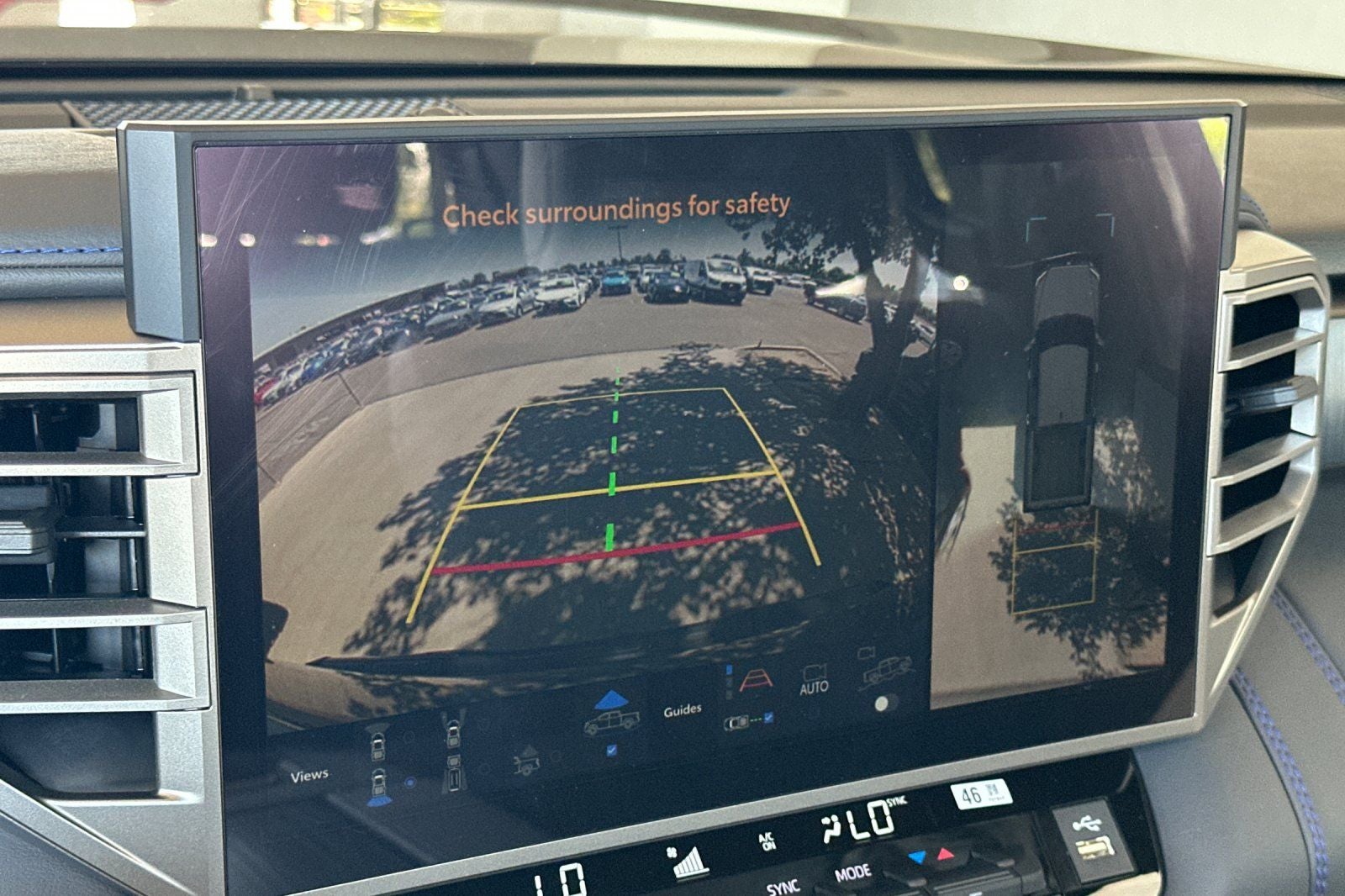 2026 Toyota Tundra i-FORCE MAX Platinum i-FORCE MAX