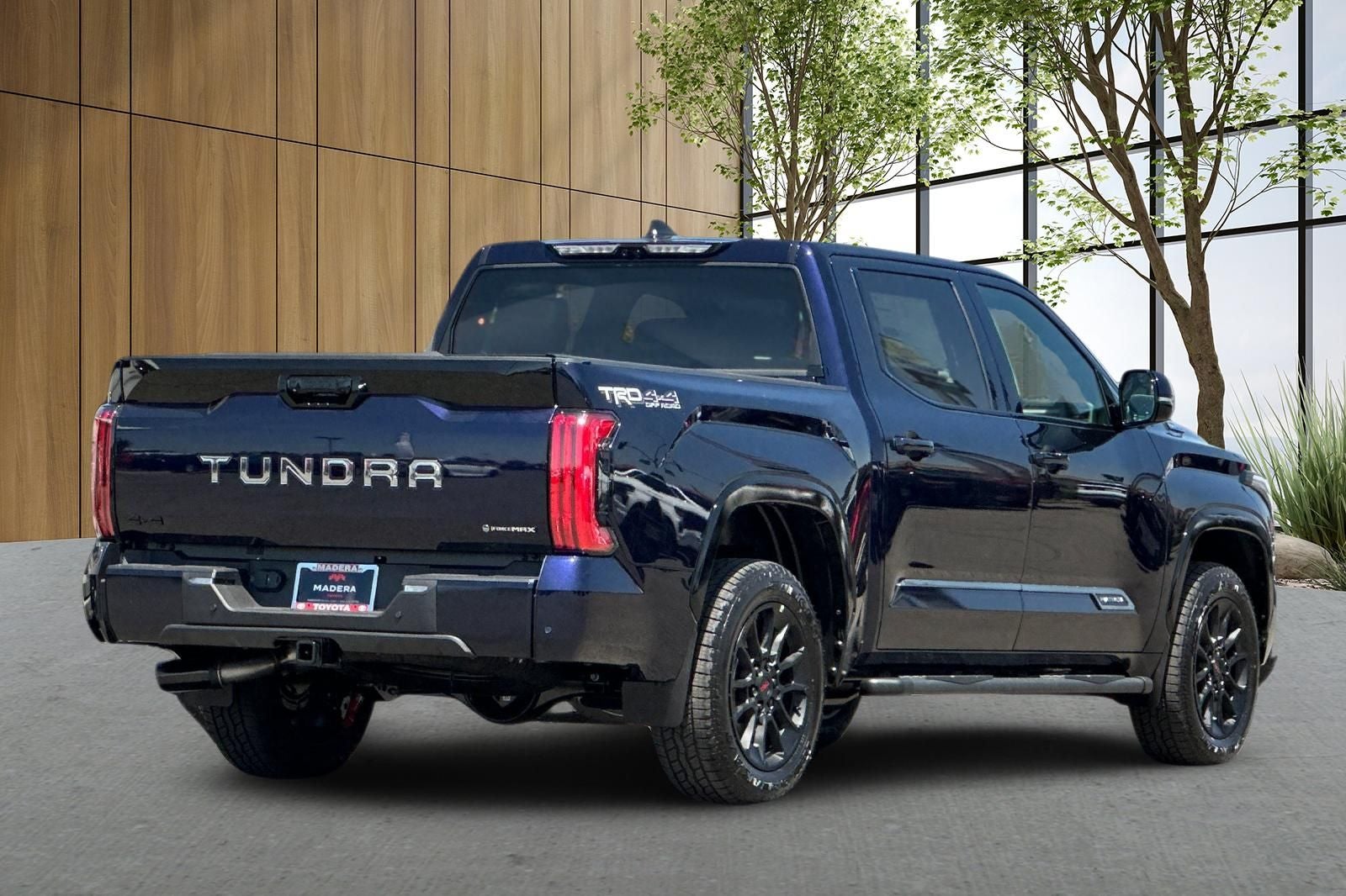 2026 Toyota Tundra i-FORCE MAX Platinum i-FORCE MAX