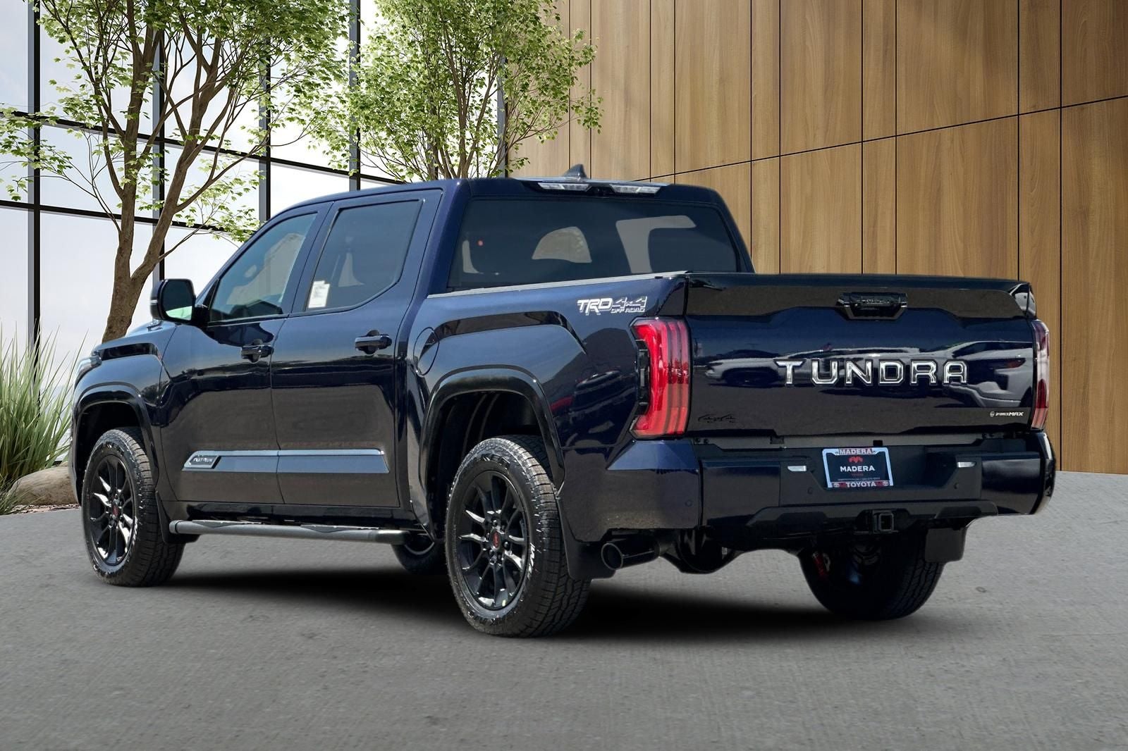 2026 Toyota Tundra i-FORCE MAX Platinum i-FORCE MAX