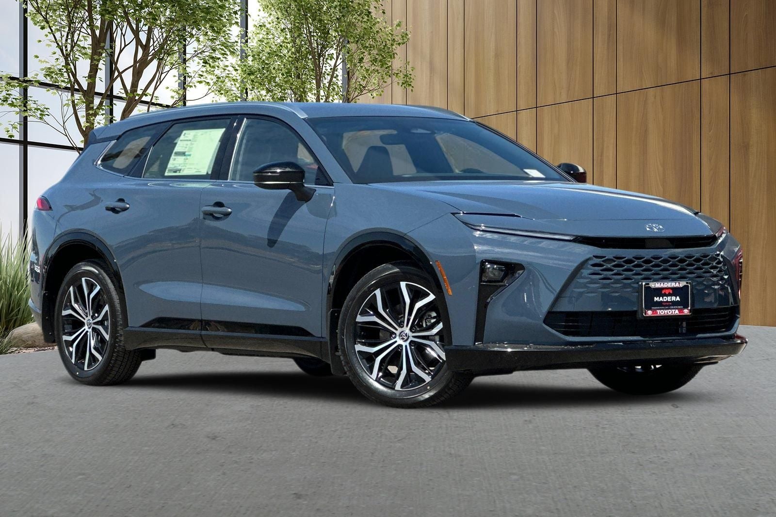 2026 Toyota Toyota Crown Signia XLE