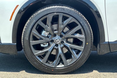2026 Toyota Toyota Crown Signia Limited