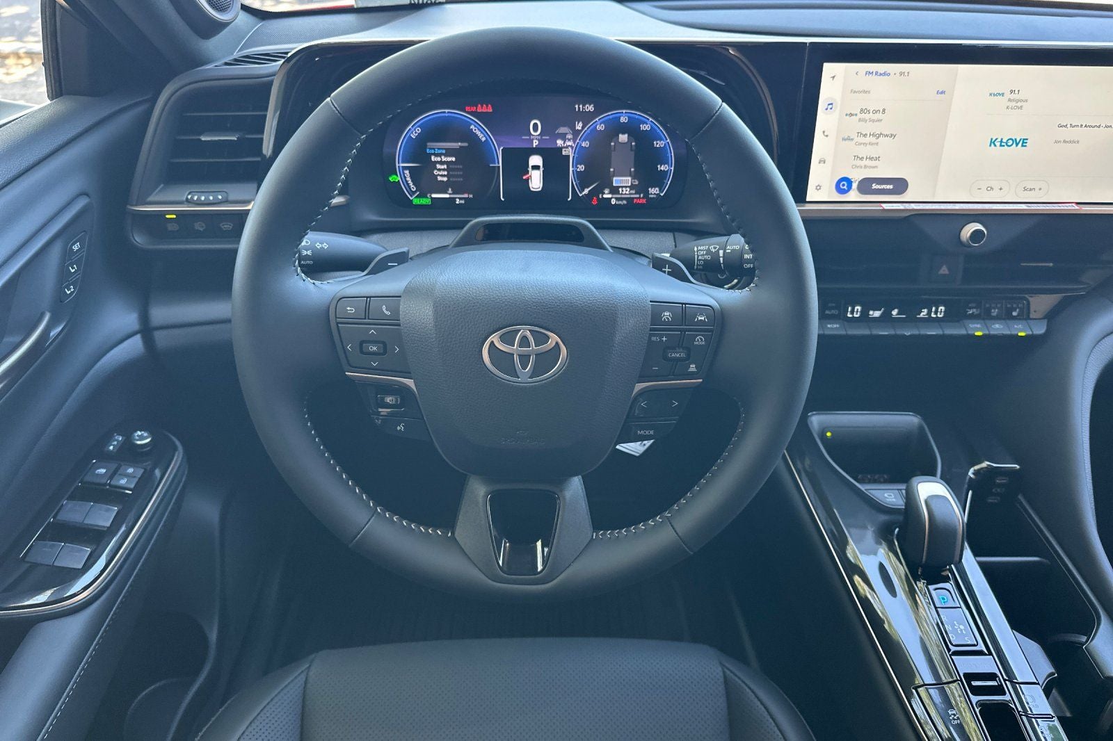 2026 Toyota Toyota Crown Signia Limited