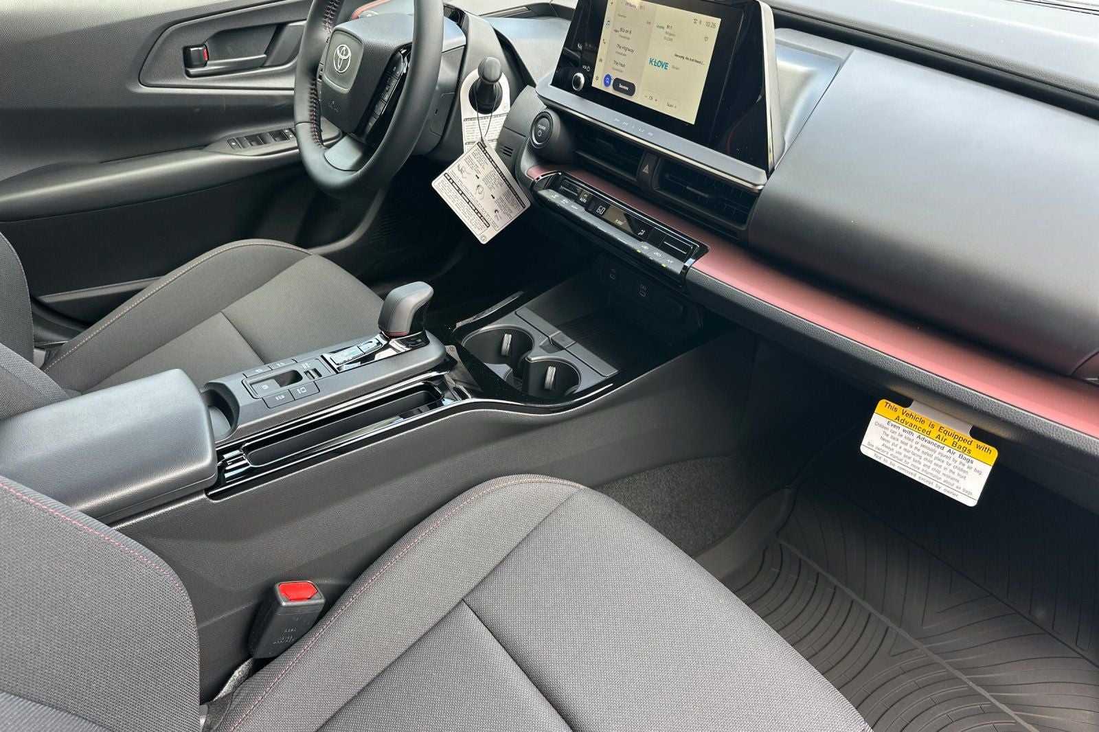 2026 Toyota Prius Plug-in Hybrid SE