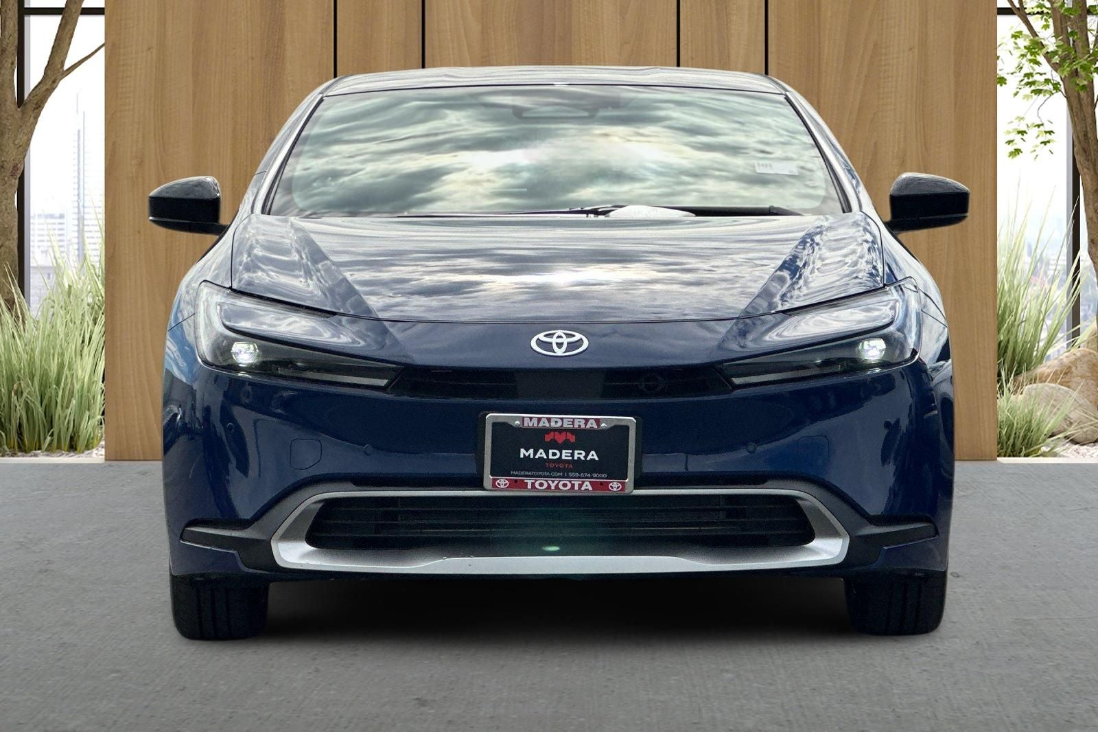 2026 Toyota Prius Plug-in Hybrid SE
