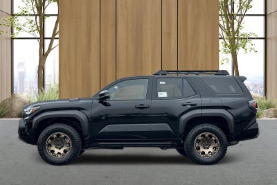 2026 Toyota 4Runner i-FORCE MAX 4Runner Trailhunter