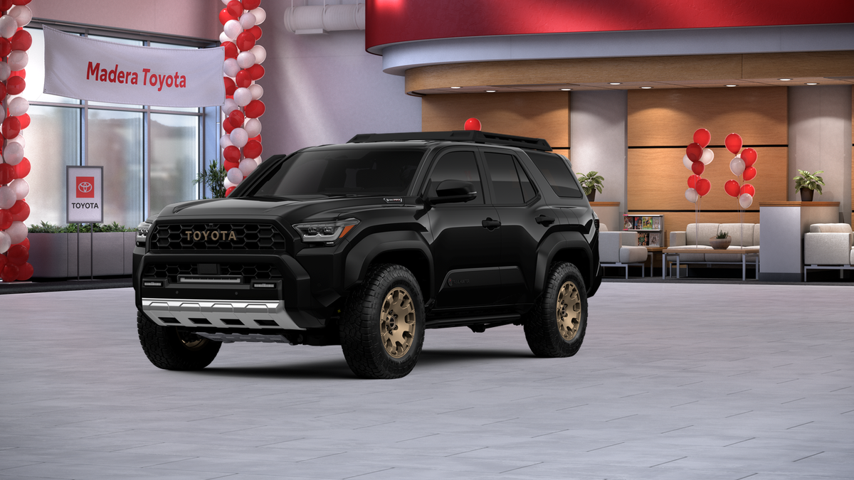 2026 Toyota 4Runner i-FORCE MAX 4Runner Trailhunter