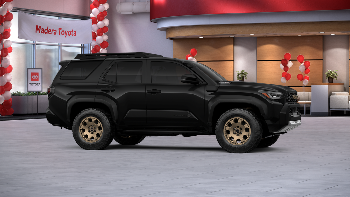 2026 Toyota 4Runner i-FORCE MAX 4Runner Trailhunter