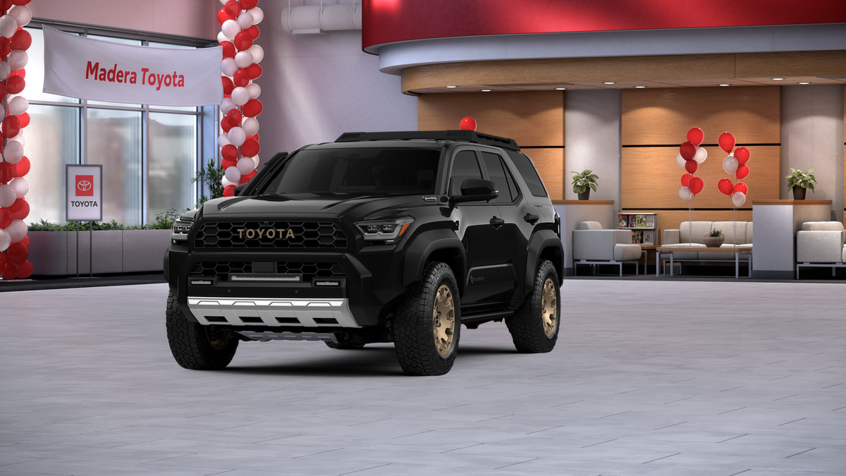 2026 Toyota 4Runner i-FORCE MAX 4Runner Trailhunter
