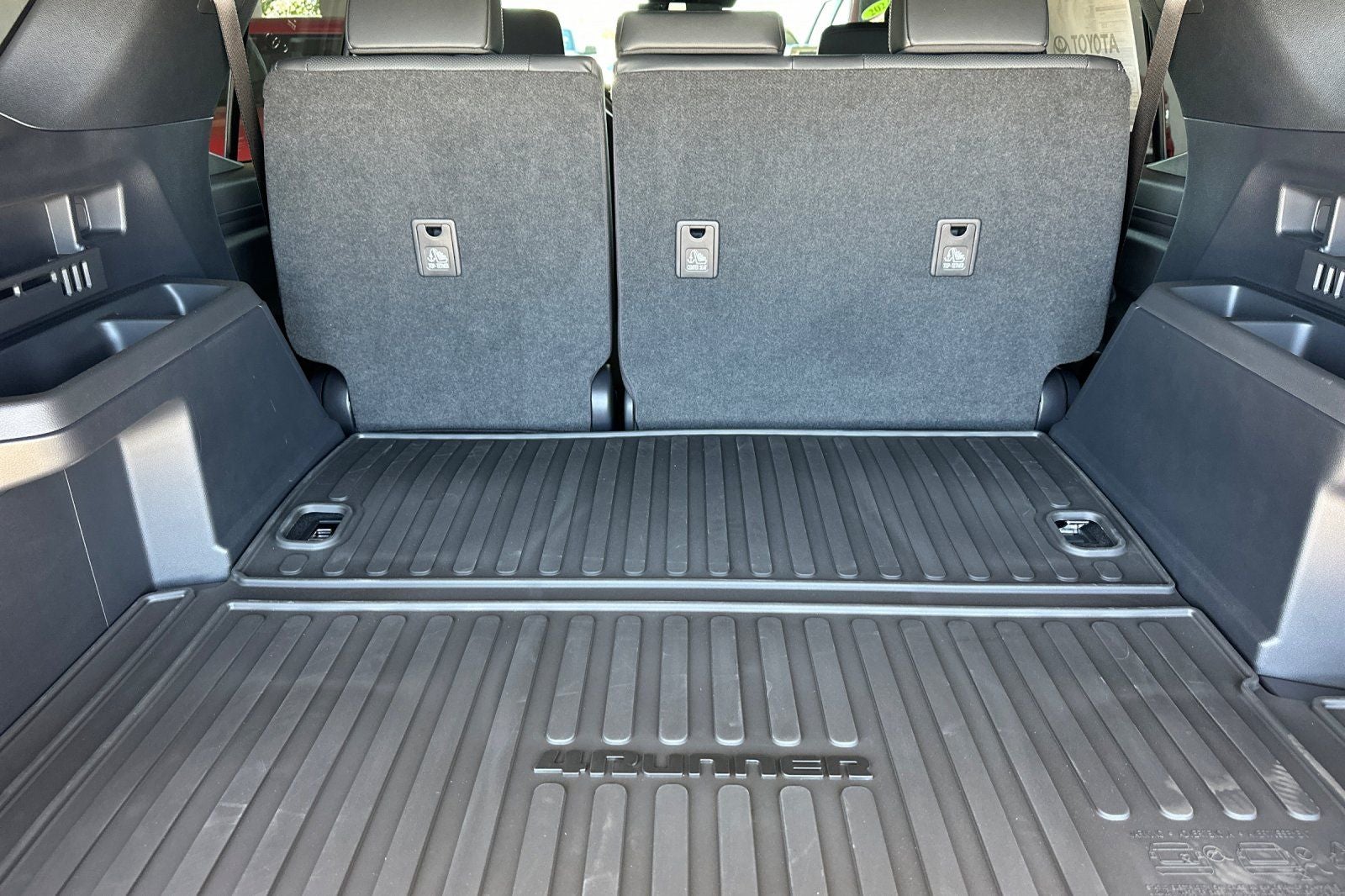 2026 Toyota 4Runner i-FORCE MAX TRD Off-Road Premium i-FORCE MAX
