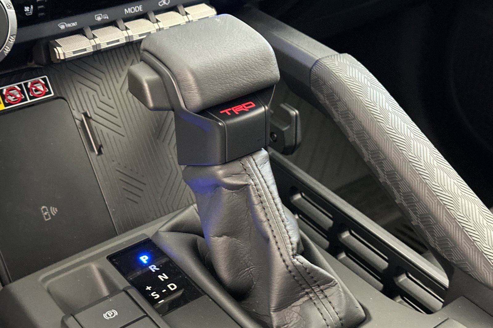 2026 Toyota 4Runner i-FORCE MAX TRD Off-Road Premium i-FORCE MAX