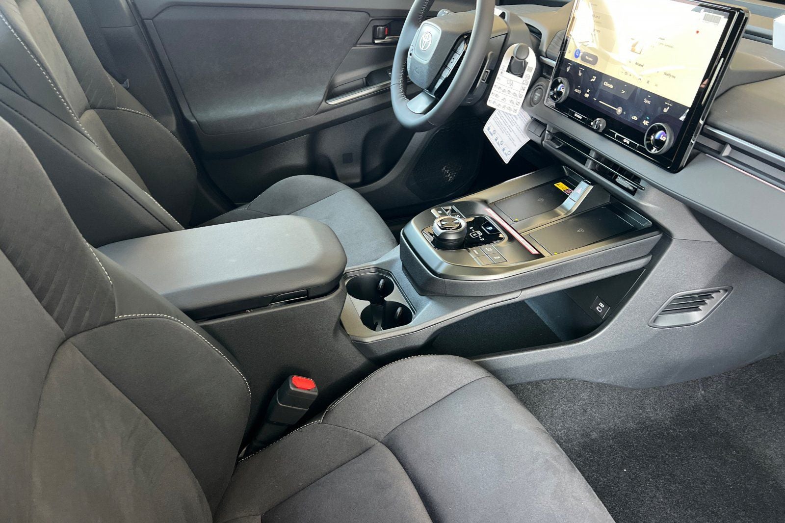 2026 Toyota C-HR XSE