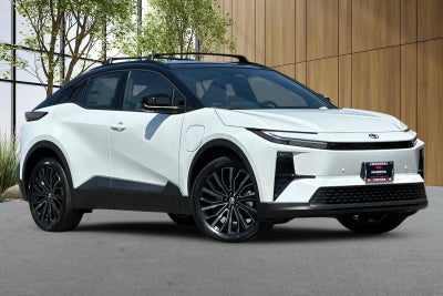 2026 Toyota C-HR XSE
