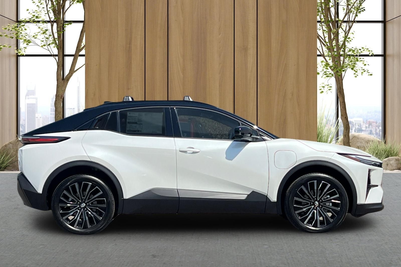 2026 Toyota C-HR XSE