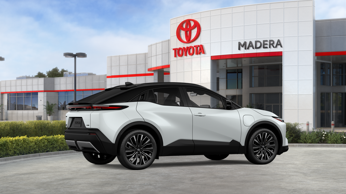 2026 Toyota C-HR XSE