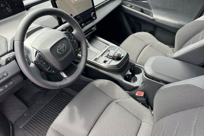 2026 Toyota C-HR SE