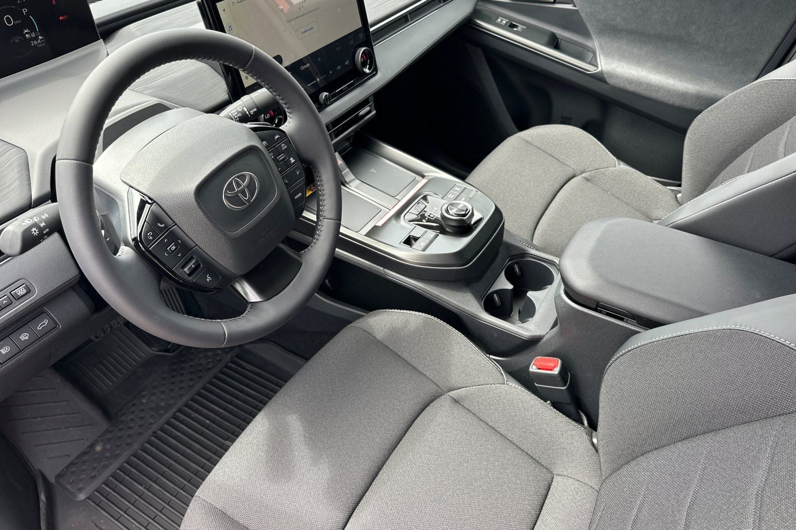 2026 Toyota C-HR SE