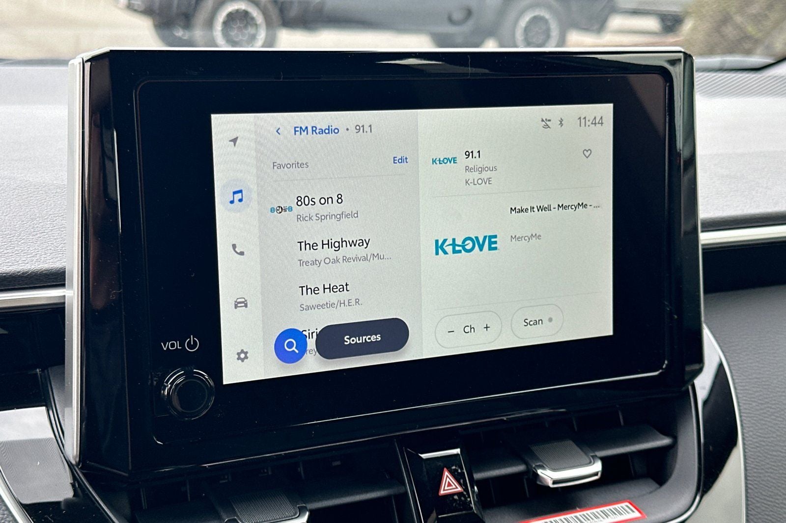 2026 Toyota Corolla Hatchback SE