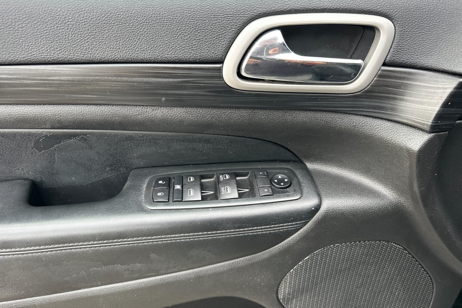 2020 Jeep Grand Cherokee Base