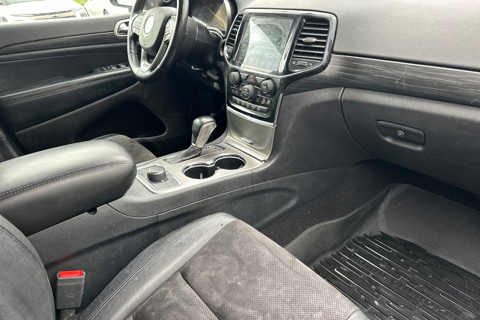 2020 Jeep Grand Cherokee Base