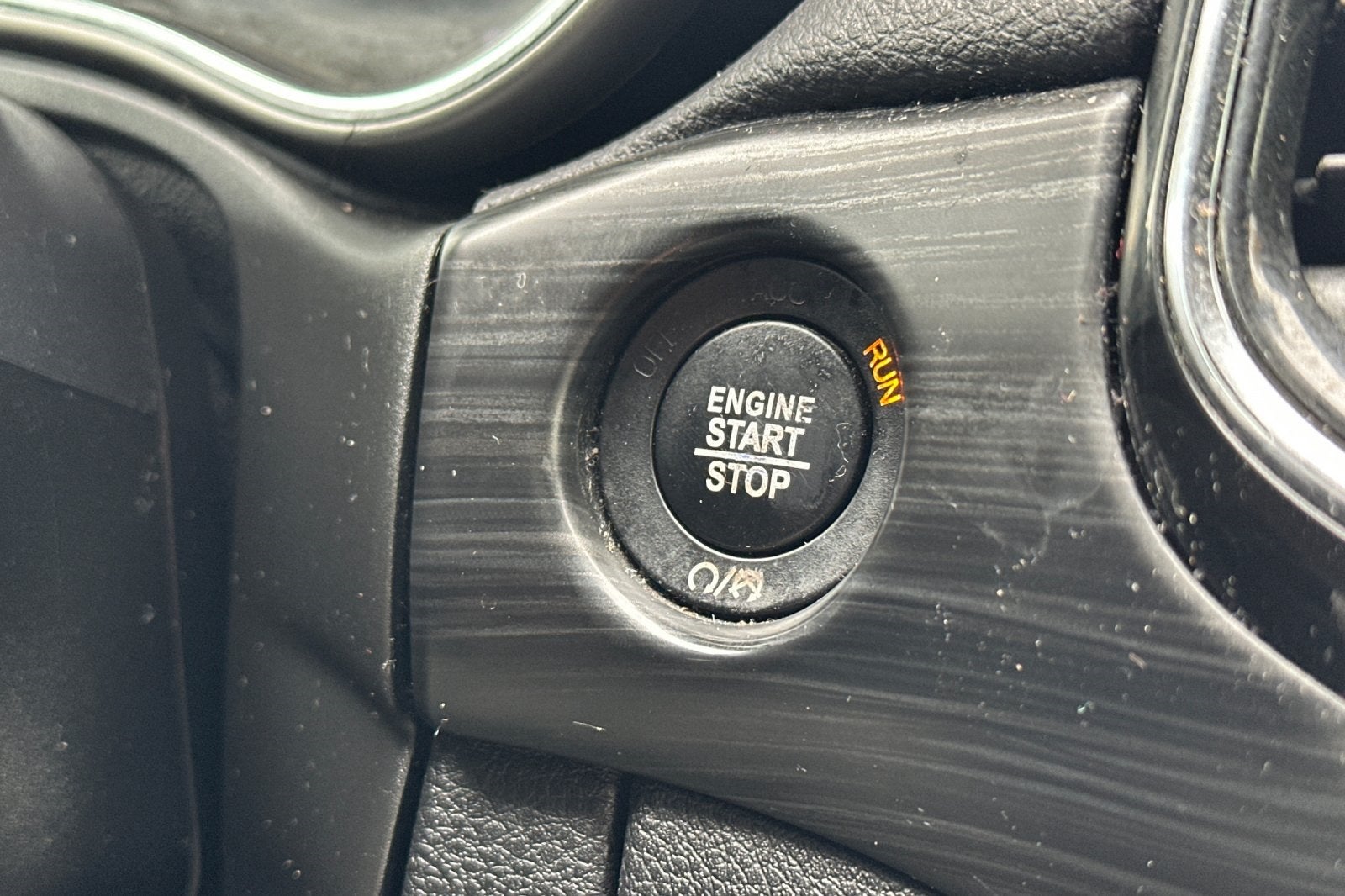 2020 Jeep Grand Cherokee Base