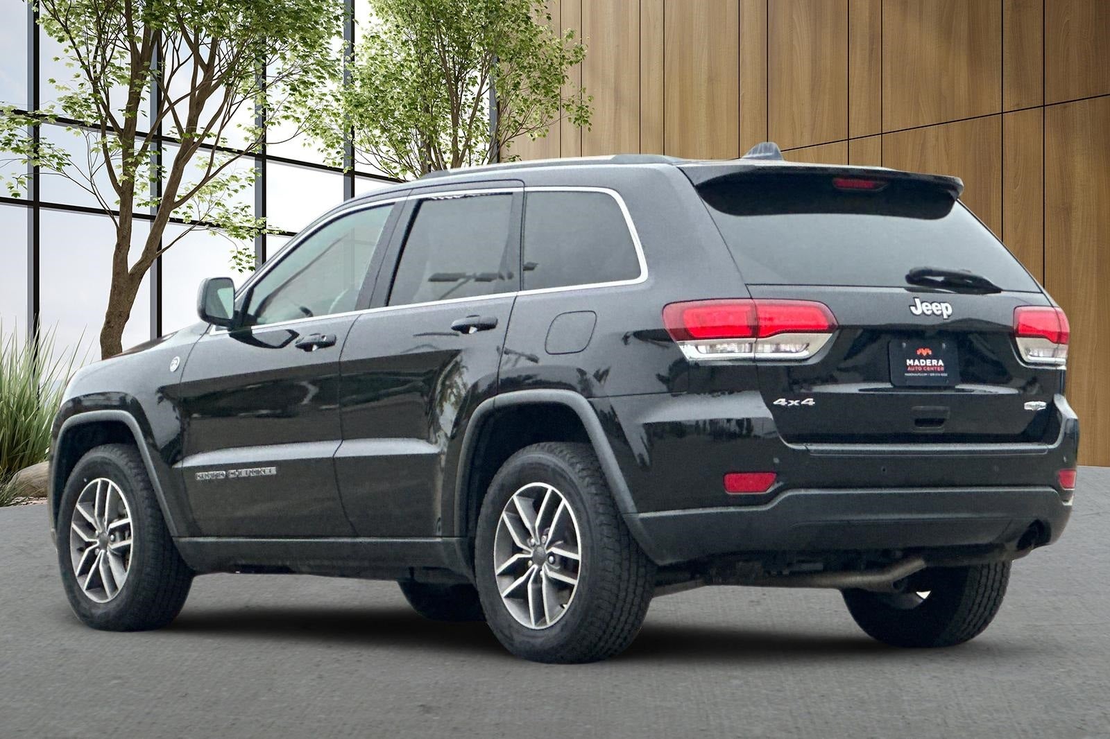 2020 Jeep Grand Cherokee Base