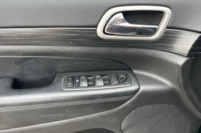 2020 Jeep Grand Cherokee Base