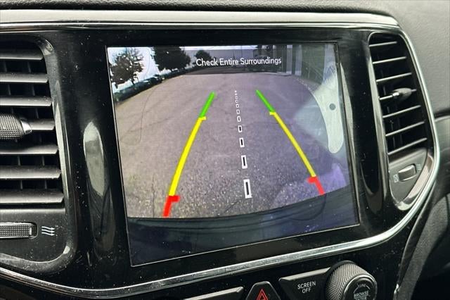 2020 Jeep Grand Cherokee Base