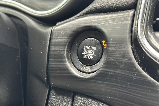 2020 Jeep Grand Cherokee Base